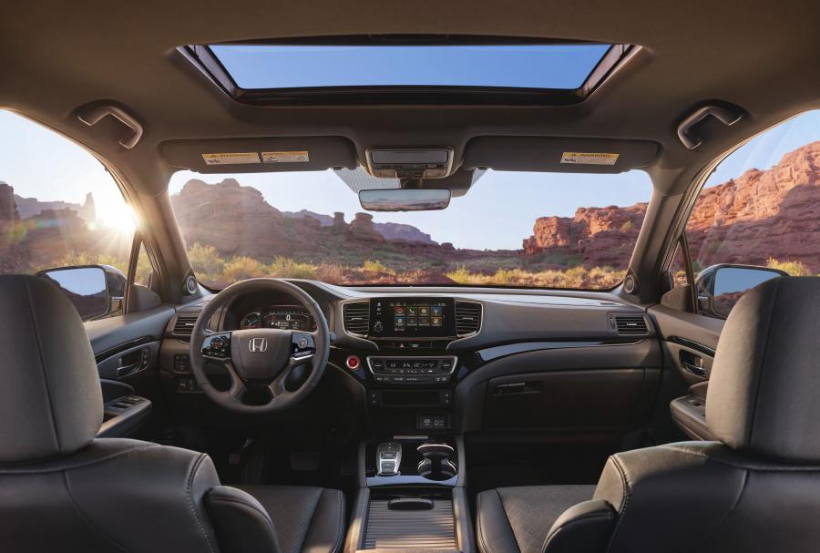 Торпедо Honda Passport 2019 года  (фото 15 из 53)